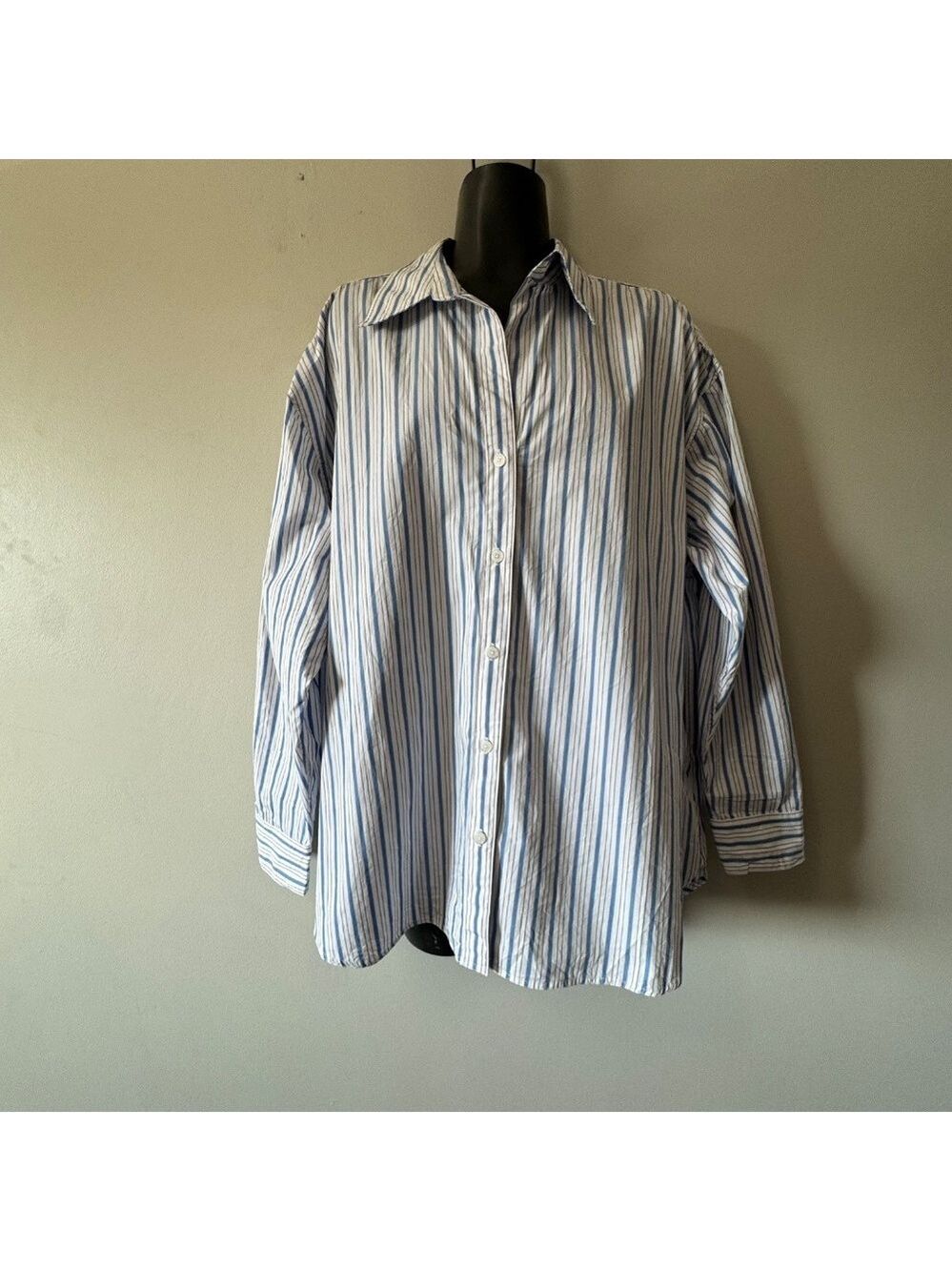 Babaton Oversized Blue and White Striped Button Down Shirt Small - Picture 3 of 10
